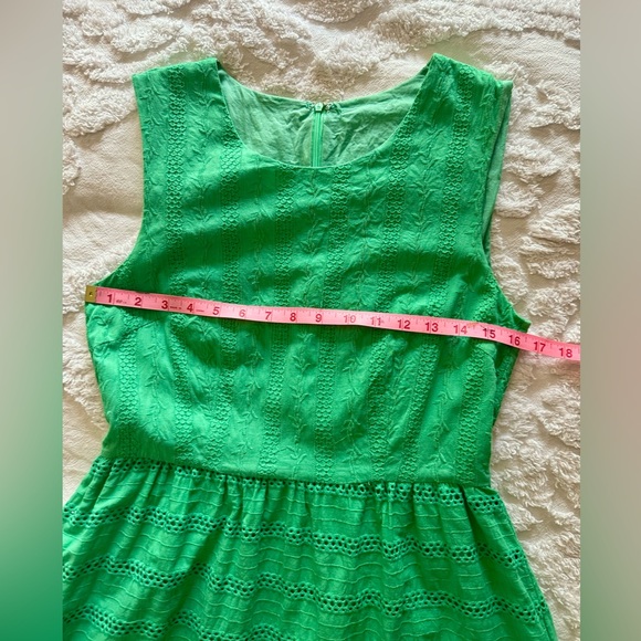 CUTE AF GREEN COTTON EYELET SUNDRESS SIZE SMALL - Picture 5 of 7